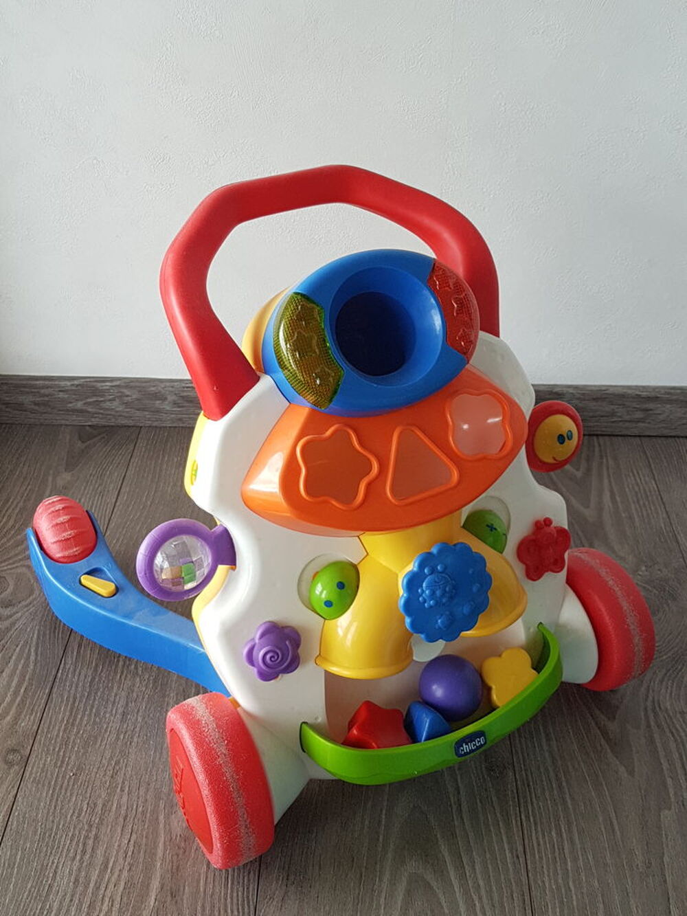 Trotteur chicco occasion 2025