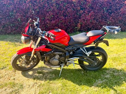 Moto TRIUMPH 2018 occasion Frouzins 31270