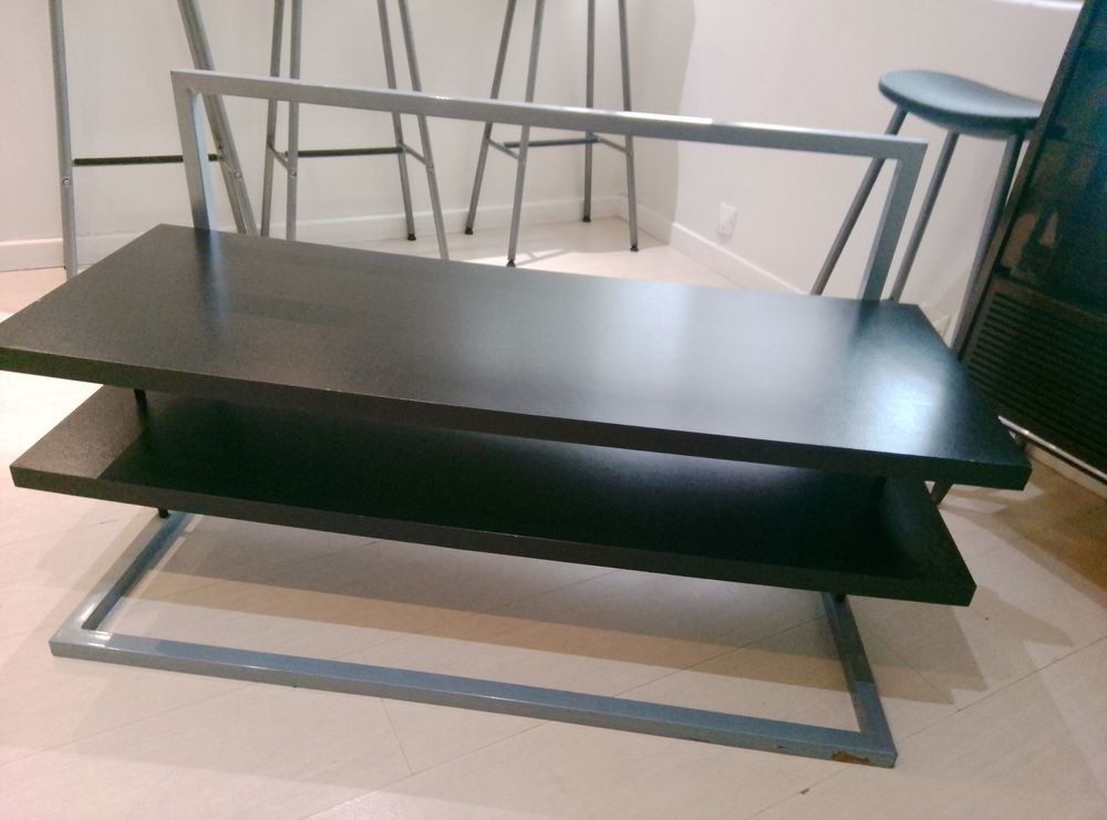 Table Tel&ecirc; basse noire avec &eacute;tag&egrave;re rangement Meubles