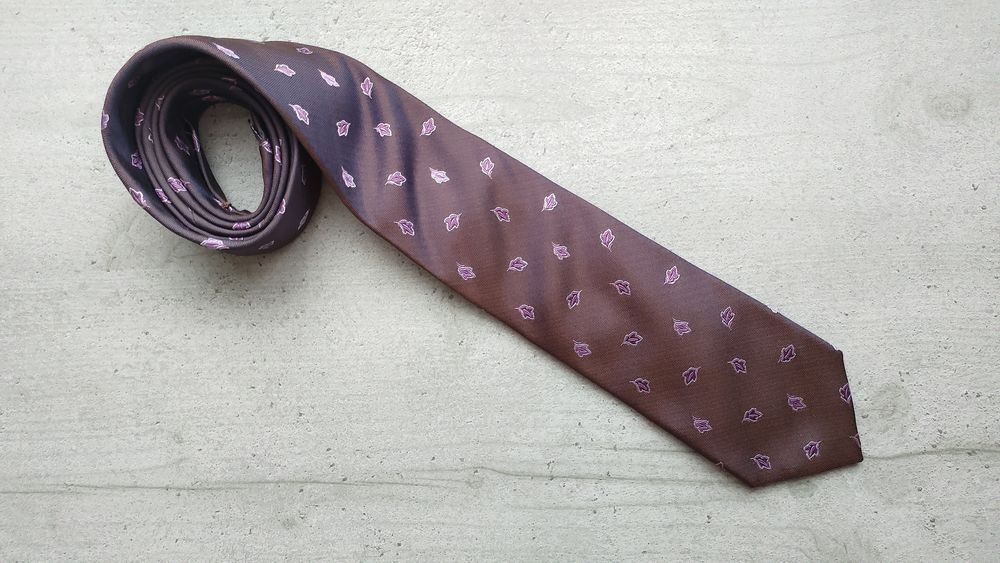 Lot de 9 Cravates Homme + son Bac de Rangement ? Offert Vêtements