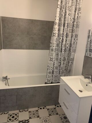  Appartement � louer 2 pi�ces 50 m�