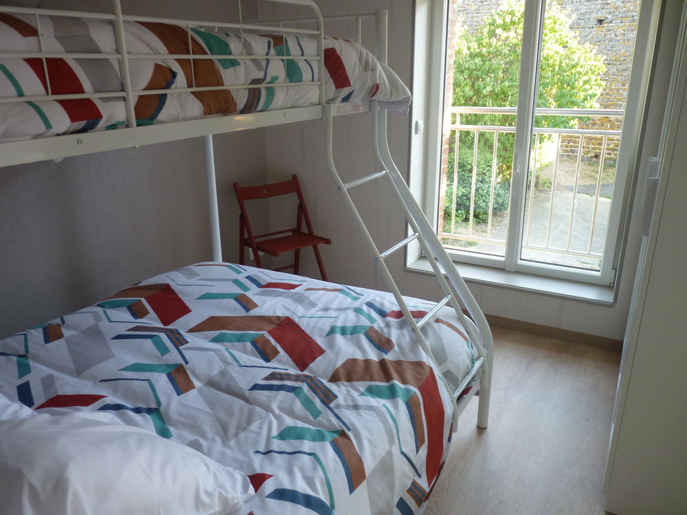   Gîte Auvergne  près de Billom - 5 pers -chèques vacances
Auvergne, Saint-Julien-de-Coppel (63160)
