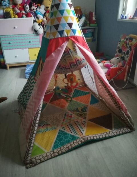 ensemble tipi et tapis d'veil (0  3ans ou plus) 23 Rabastens (81)