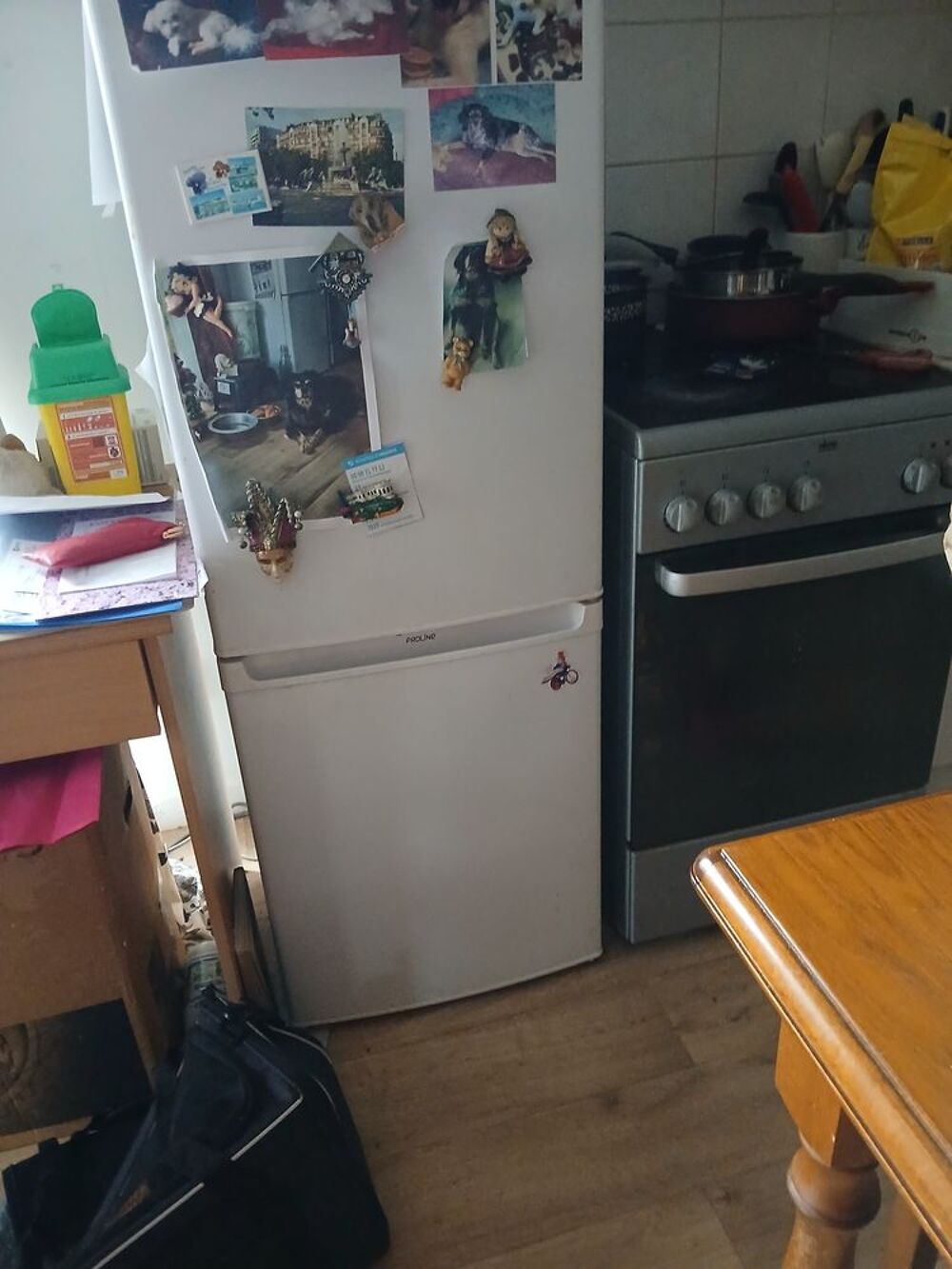 FRIGO ET GAZINIERE JE LES DONNE Cuisine