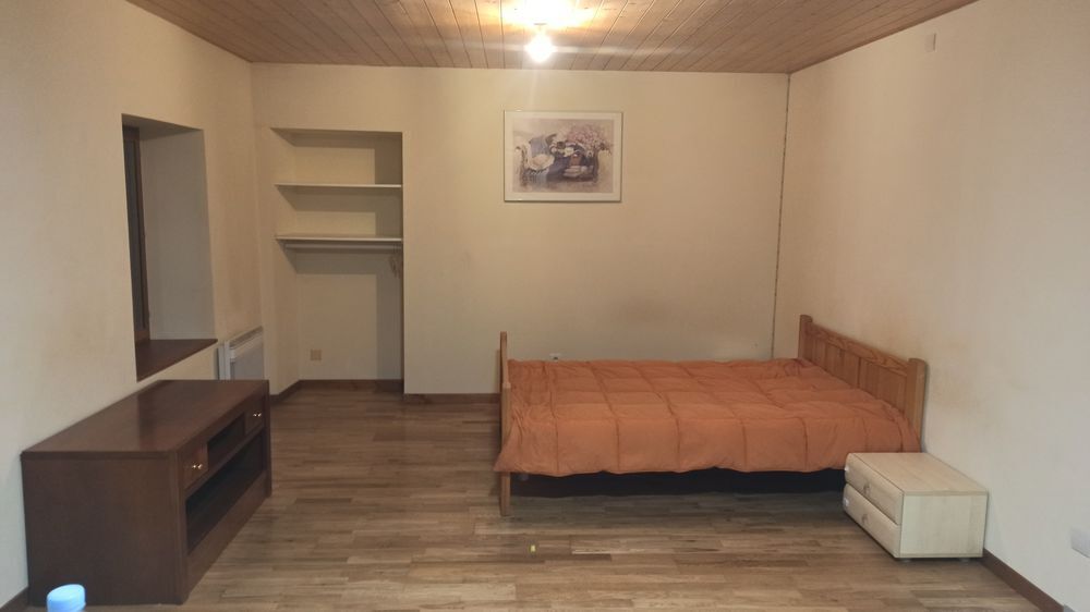 Location Appartement ST JULIEN-EN-GENEVOIS, à 1 minute de Soral Studio MEUBLE Saint-julien-en-genevois