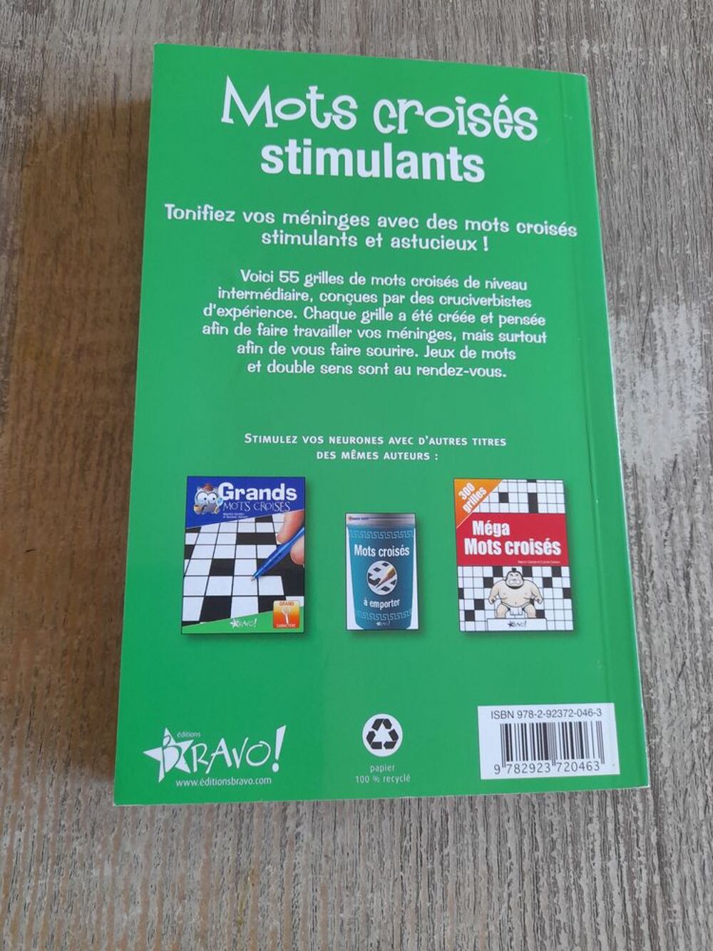 3 livres de jeux divers Livres et BD
