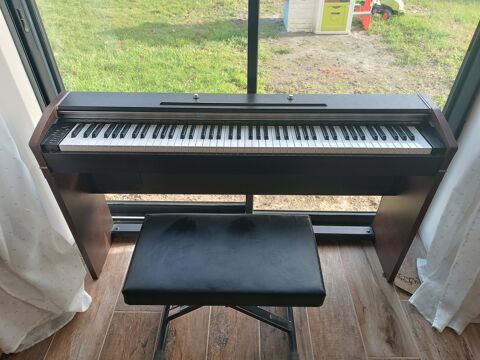   Piano Casio PX700 en parfait tat 