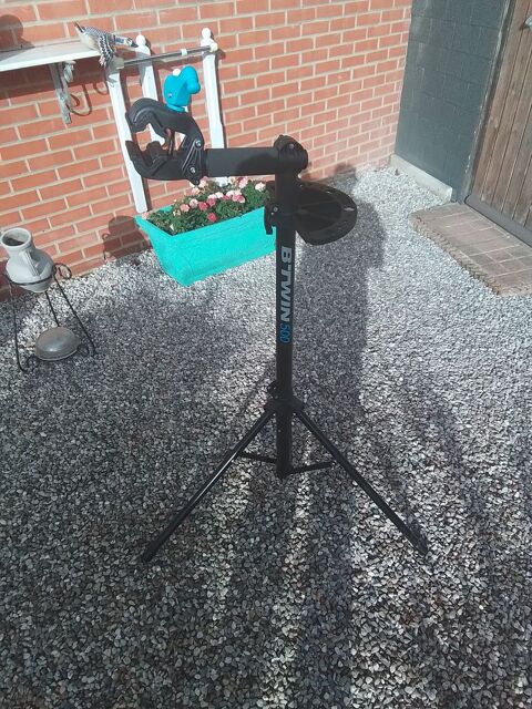 Pied d'Atelier v�lo 40 Leffrinckoucke (59)