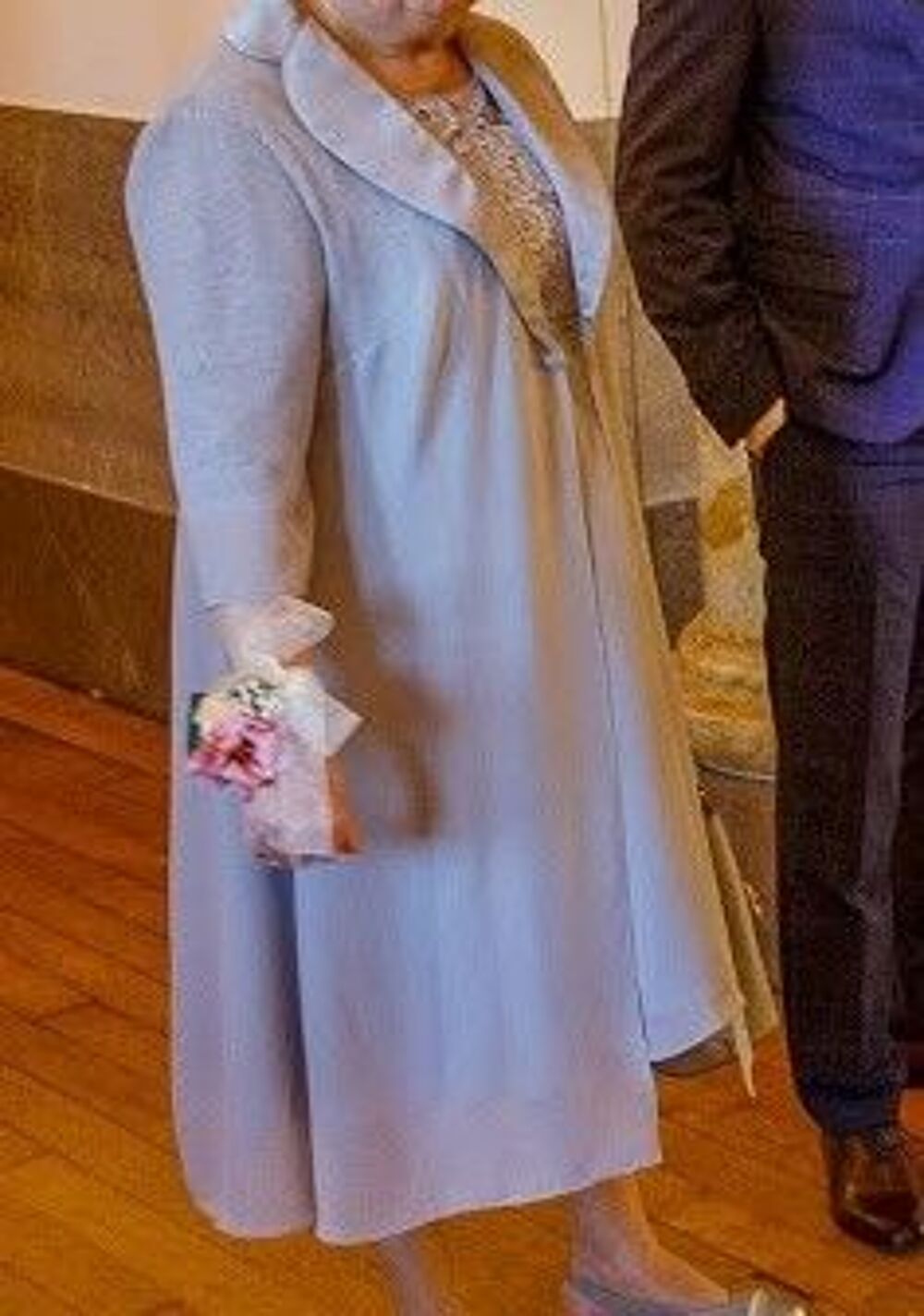 ensemble Robe c&eacute;r&eacute;monie manteau l&eacute;ger JJ'S House gris Vêtements