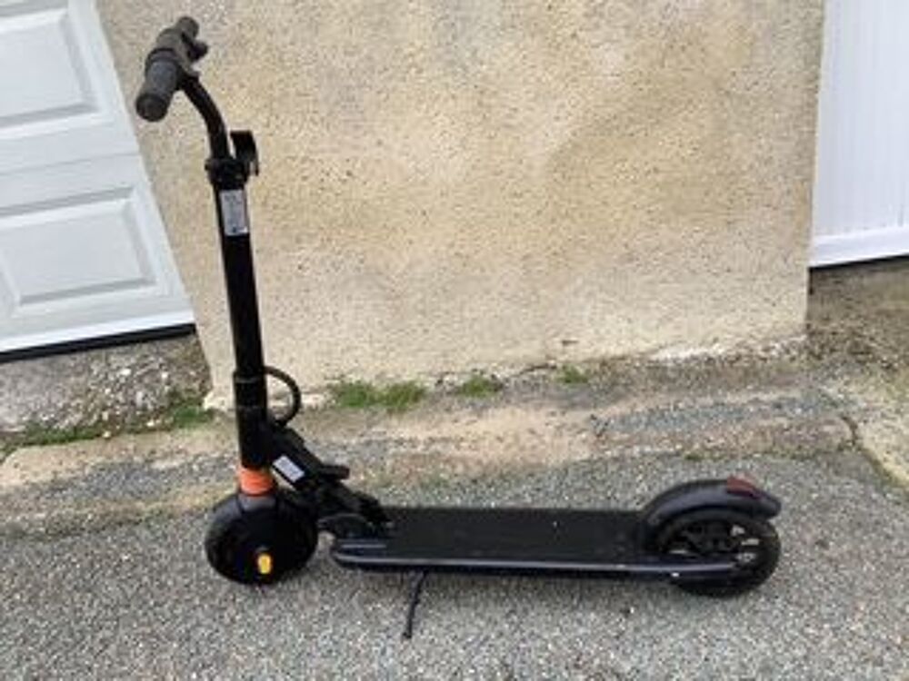 v&eacute;los peugeot je donne avec la trottinette Vélos