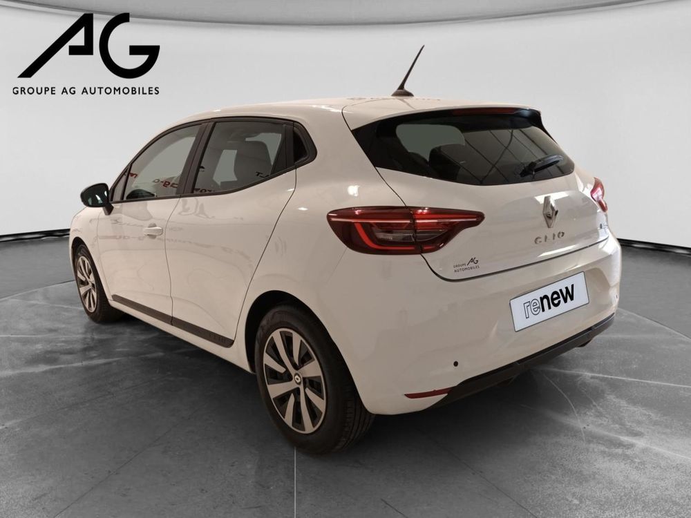 Clio V Clio E-Tech full hybrid 145 Equilibre 2022 occasion 08000 Charleville-M&eacute;zi&egrave;res