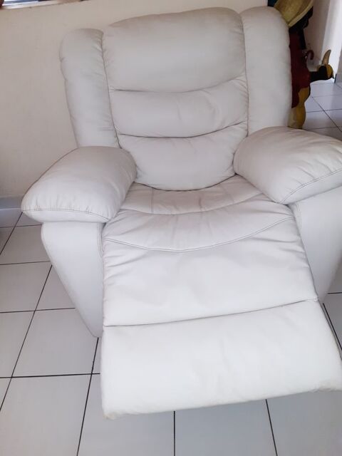 Fauteuils relax cuir blanc  155 Guadeloupe (97)