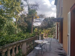  Proprit/chteau  vendre 8 pices 250 m