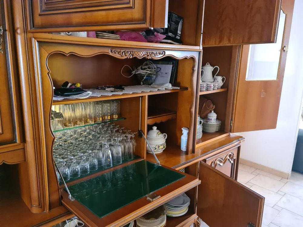 Bonjour ensemble meuble chaises buffet excellent &eacute;tat Meubles
