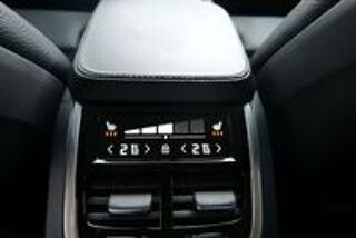 XC90 Recharge T8 AWD 310+145 ch Geartronic 8 7pl Ultimate Style Dark 2023 occasion 38440 Saint-Jean-de-Bournay