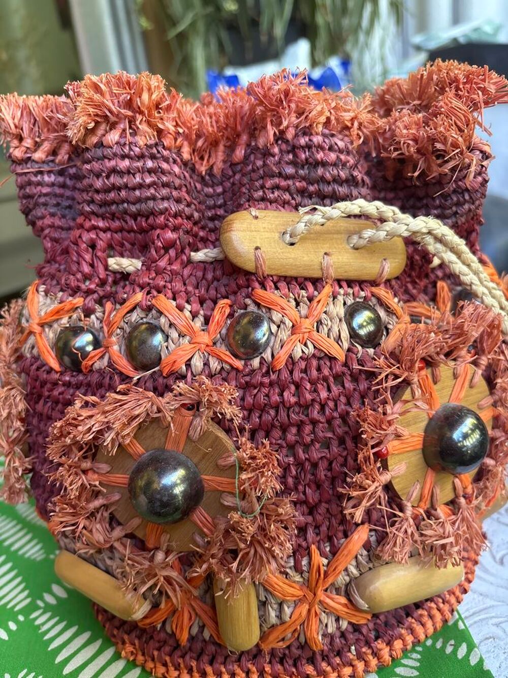 Sac artisanal orange et marron &agrave; cordon Maroquinerie