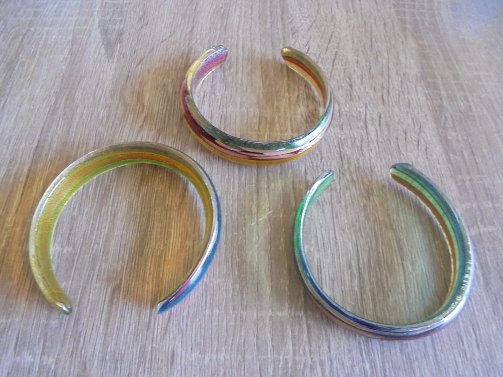 Bracelet en verre (28b) Bijoux et montres
