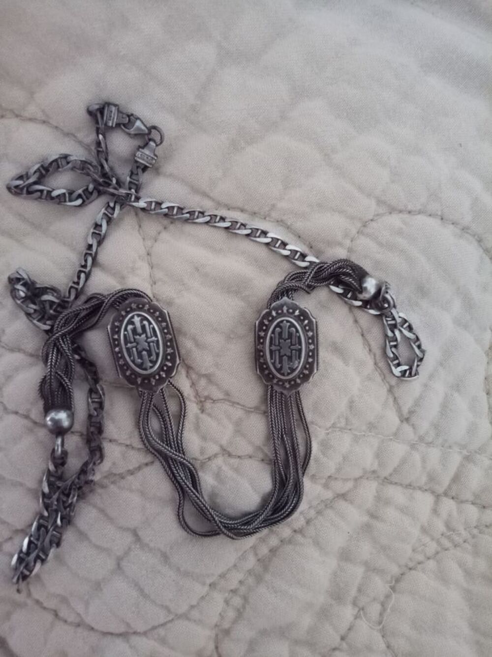 Ch&acirc;telaine vintage argent massif, collier Bijoux et montres