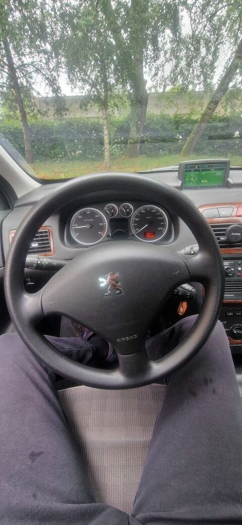 Peugeot 307 1.4 HDI 70CH Diesel (PREMIàRE MA