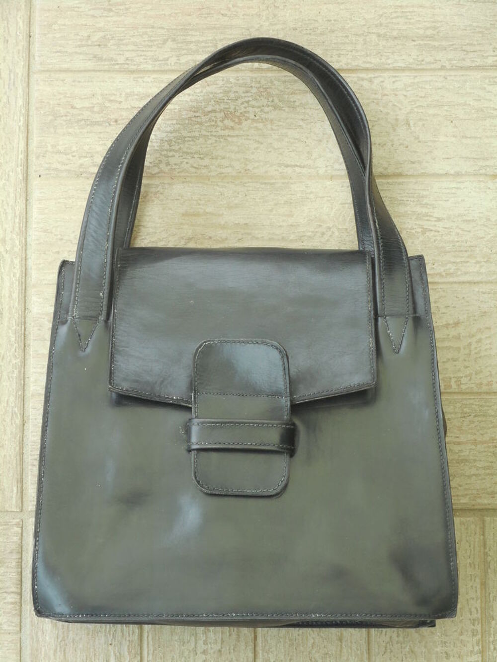 Sac vintage cuir noir Maroquinerie