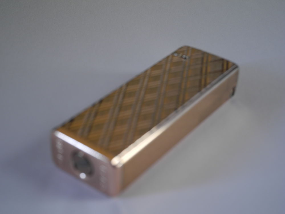 Briquet COLONEL Torch, dor&eacute;, 