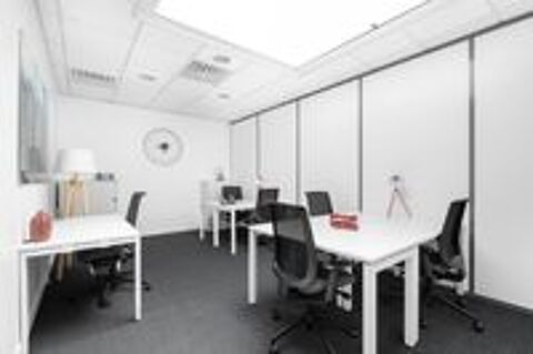   Trouvez un espace de bureau à Rungis Orly Rungis  pour 3 personnes où tout est pris en charge 