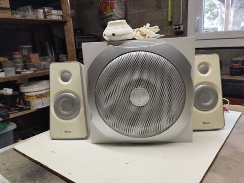 ampli TV ou Chaine fifi 50 Charnay-ls-Mcon (71)