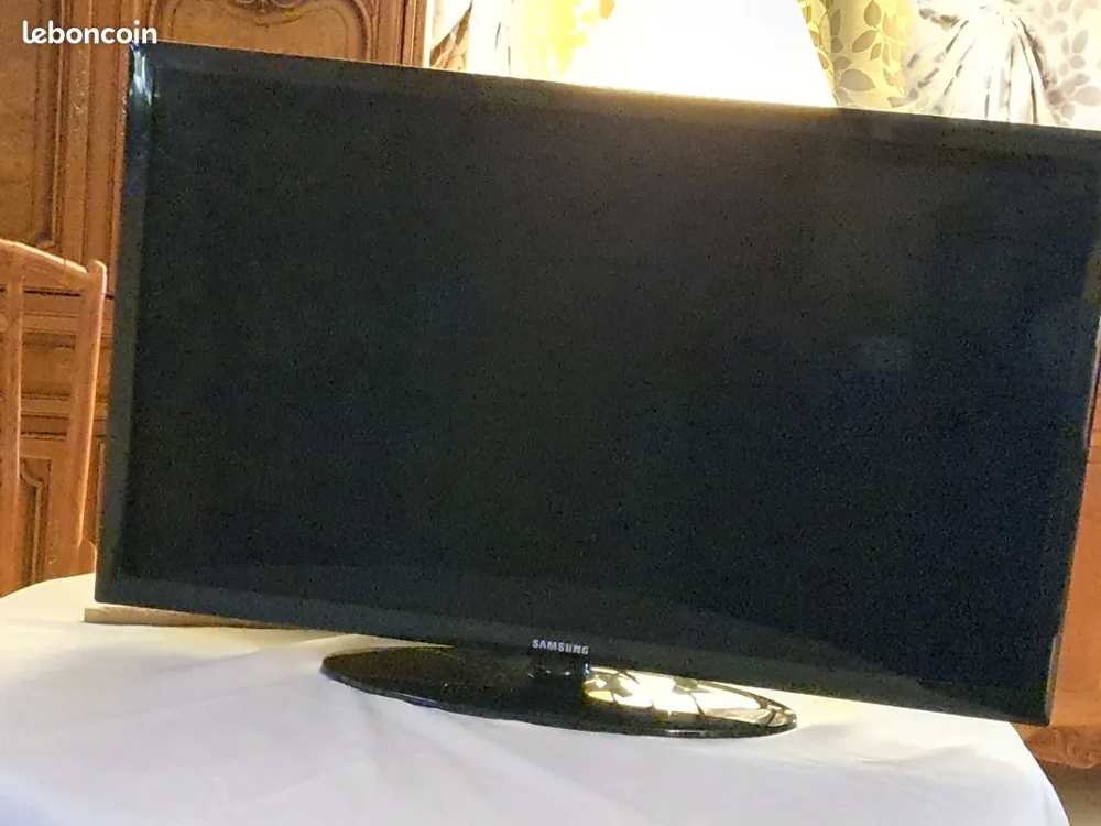  t&eacute;l&eacute;viseurSamsung avec plusieurs options excellents etat Audio et hifi