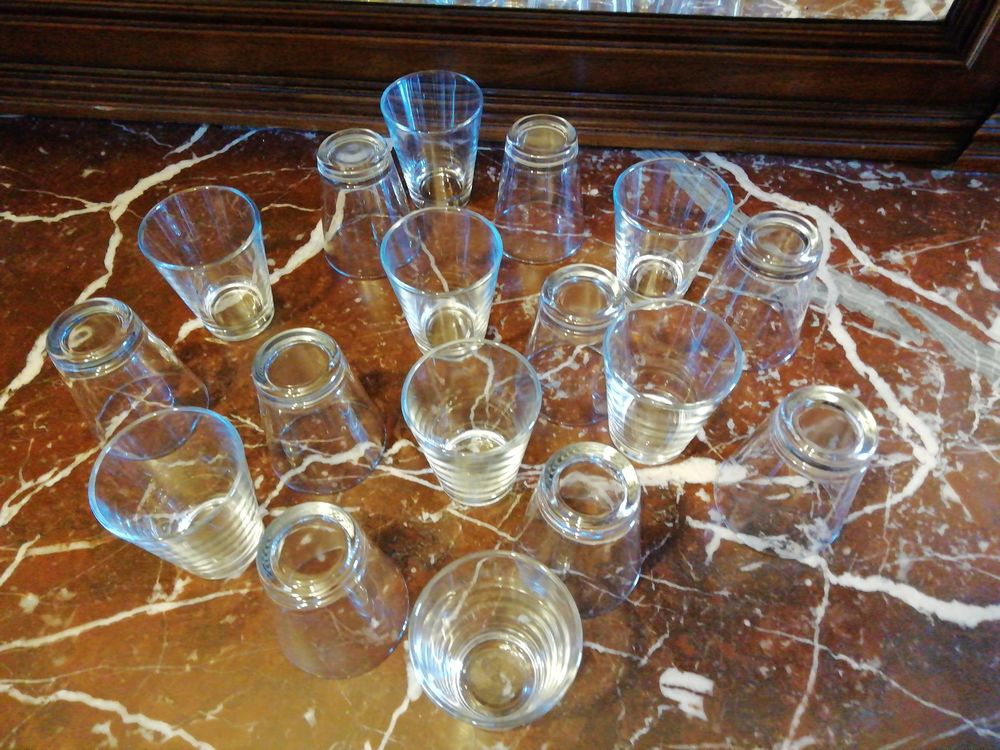 lot de petits verres Cuisine