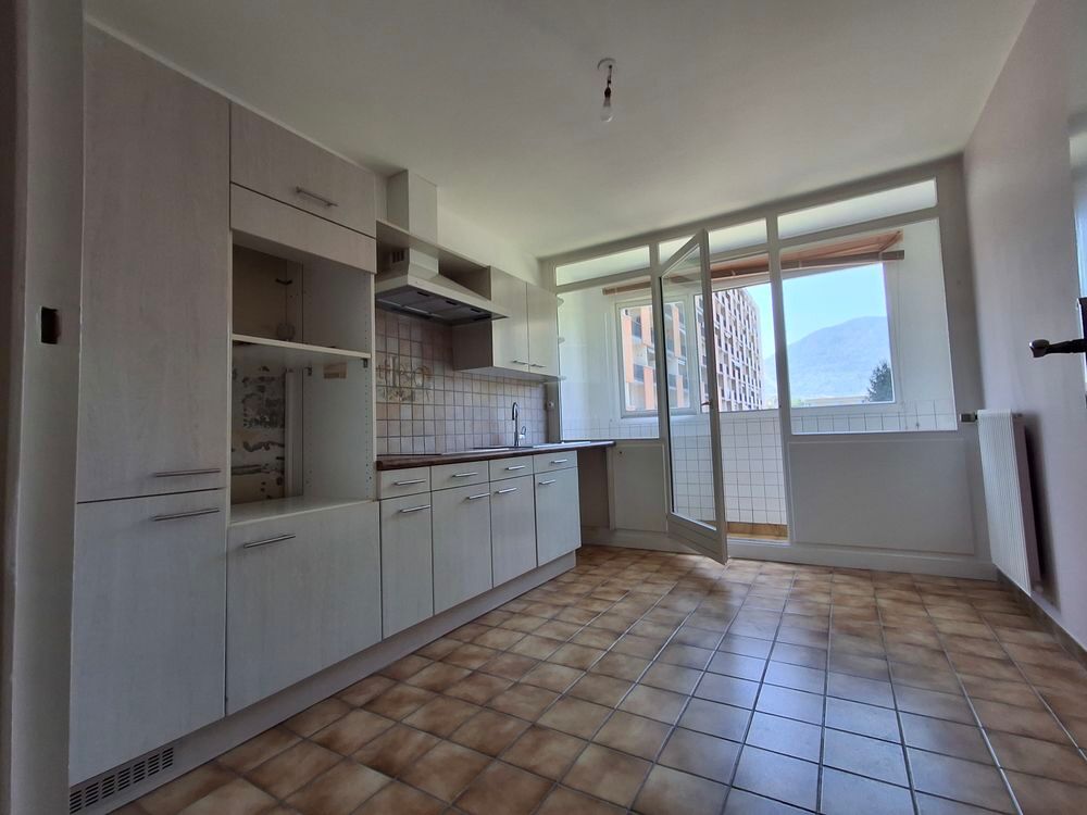Location Appartement 700 euros appartement T2 65m² vu sur parc nord Vizille Vizille