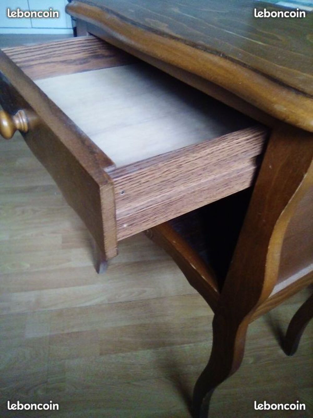 Lit 1 place + table de chevet Meubles