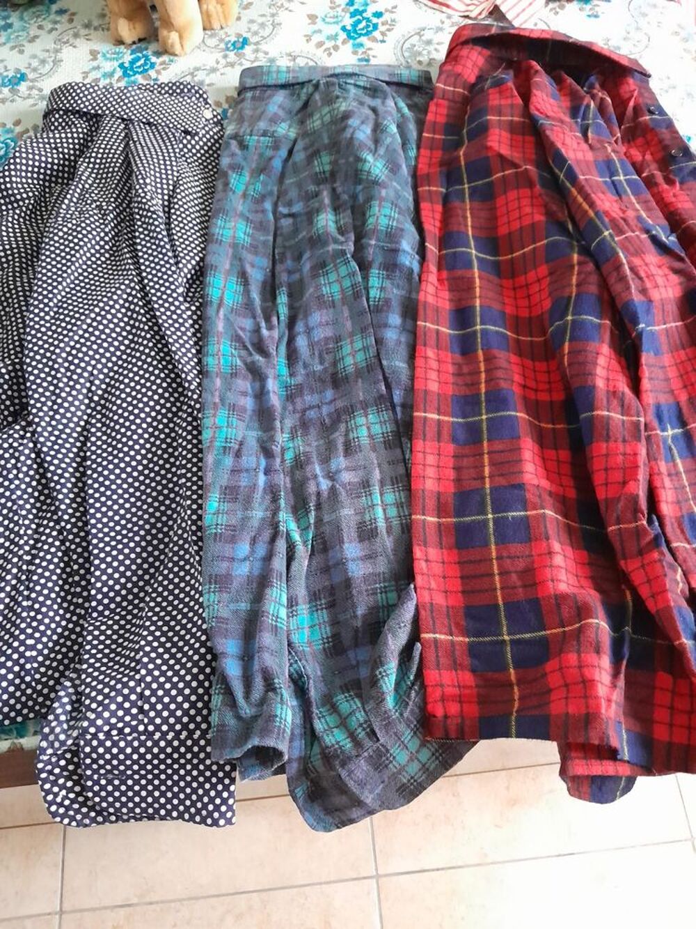 Diff&eacute;rentes chemises homme, manches courtes et longues, Vêtements
