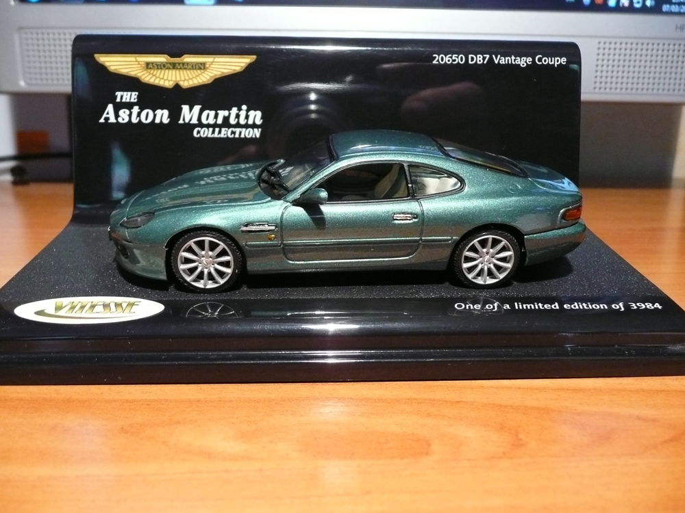 Voiture miniature 1/43 Aston Martin DB 7 Vintage 