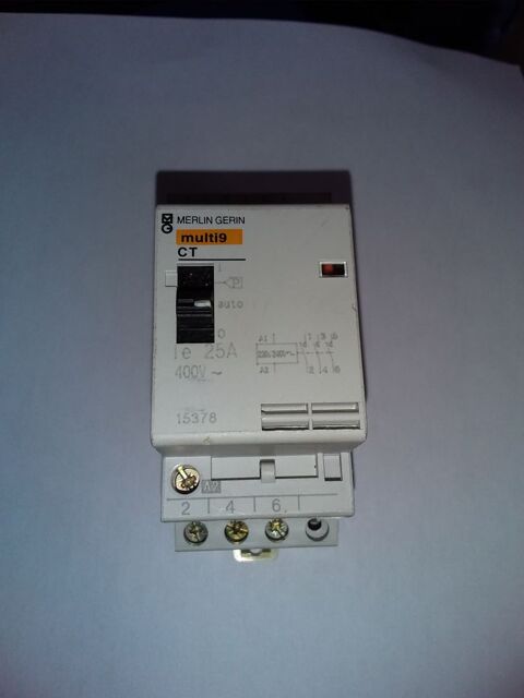 Contacteur � commande manuelle CT 3 F 25 A 230 � 240 V CA 26 Serres-Castet (64)
