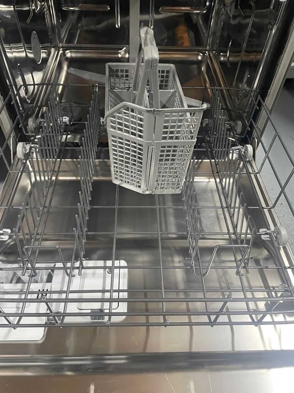Lave-vaisselle Whirlpool Electroménager