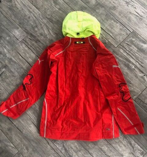 Veste coupe-vent Puma taille 42 20 Beuvrages (59)