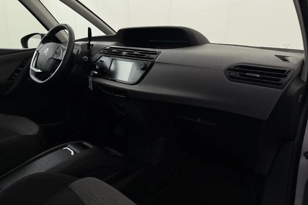 C4 Spacetourer CITROEN C4 GRAND SPACETOURER 1,2L 131cv EAT8 FEEL 7 PLACES 2022 occasion 55100 Verdun