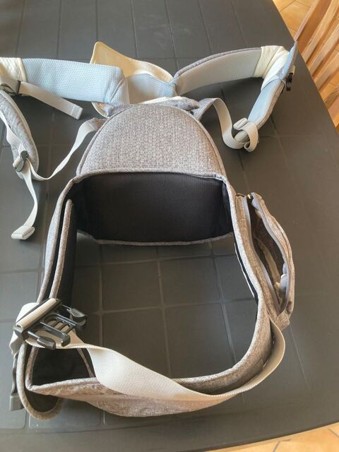 Porte bébé Bella baby Saulx-Marchais (78)