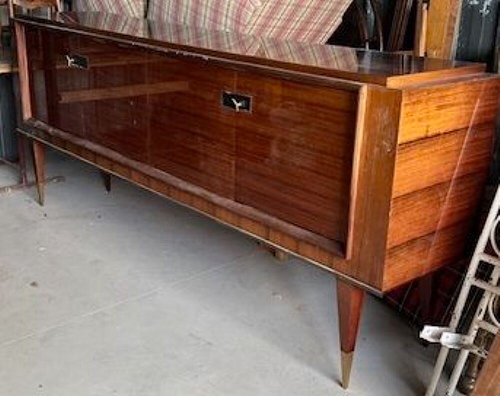 Enfilade style"scandinave" ann&eacute;es 60. En cm : L250 P50 H101 Meubles