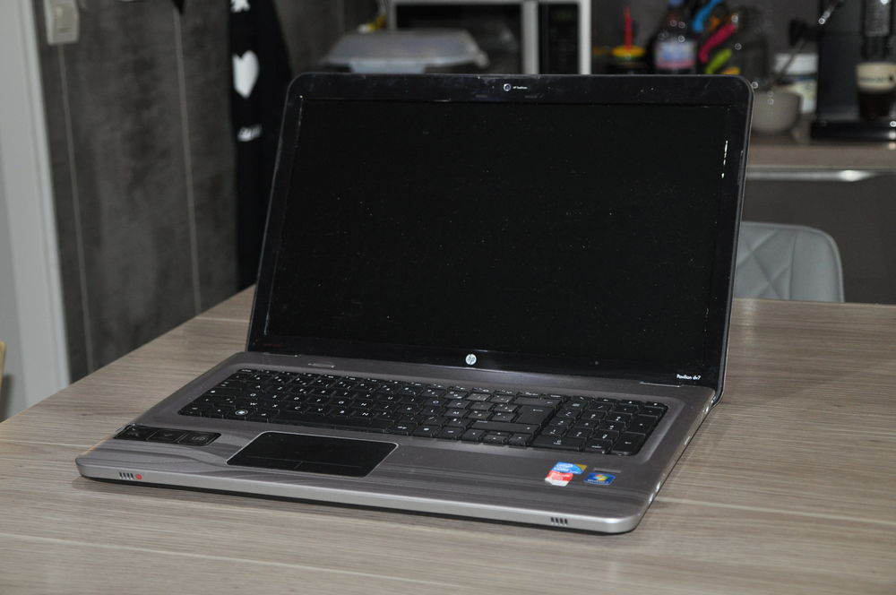 HP Pavilion DV7-4161sf de 17,3 pouces Matériel informatique