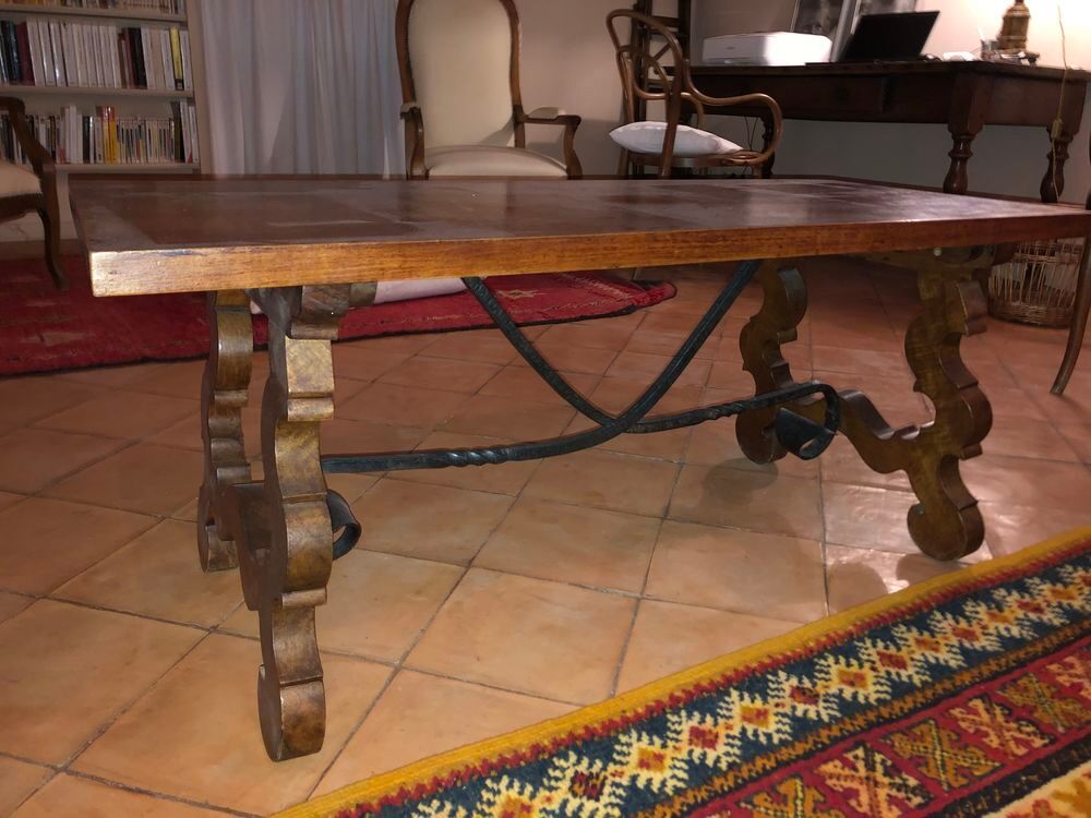 Table basse en noyer et fer forg&eacute; Meubles