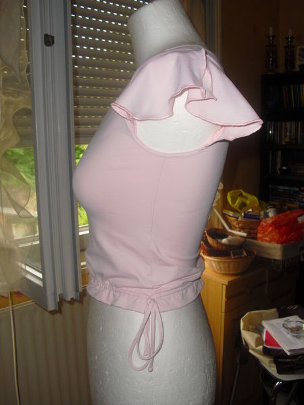 tee shirt, rose pale, touch&eacute; velour, taille 34/36 Vêtements
