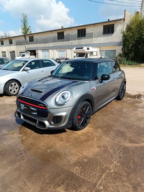 Mini Cooper Hatch 3 Portes 231 ch John Works 2017 occasion Genay 69730