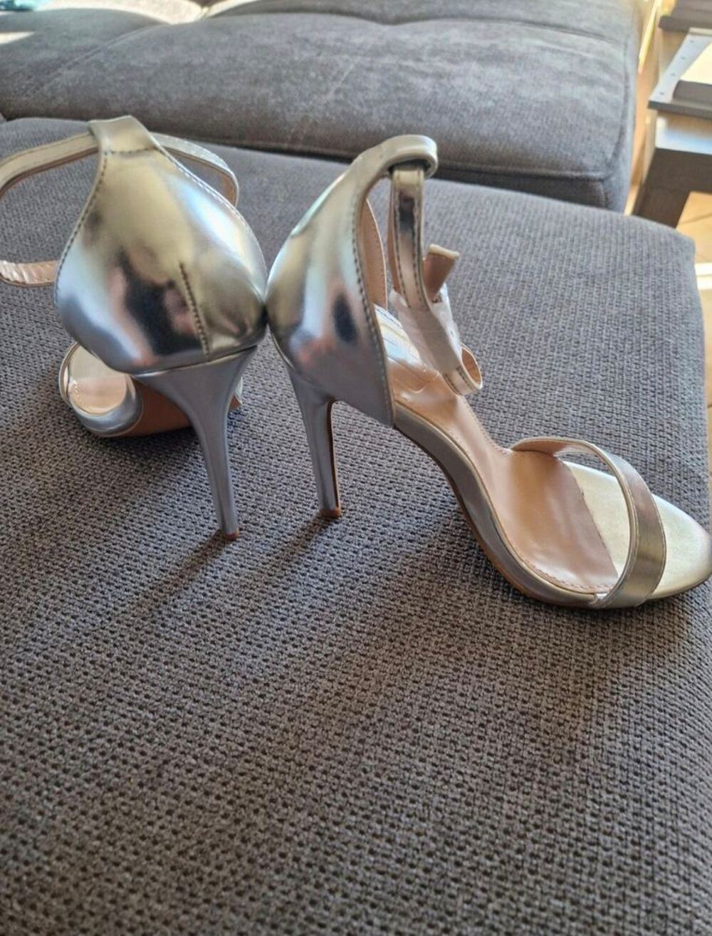 Talons argent&eacute;s Chaussures