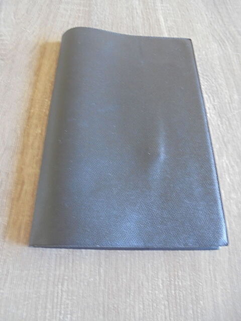 Couverture noire pour agenda (45) 3 Tours (37)