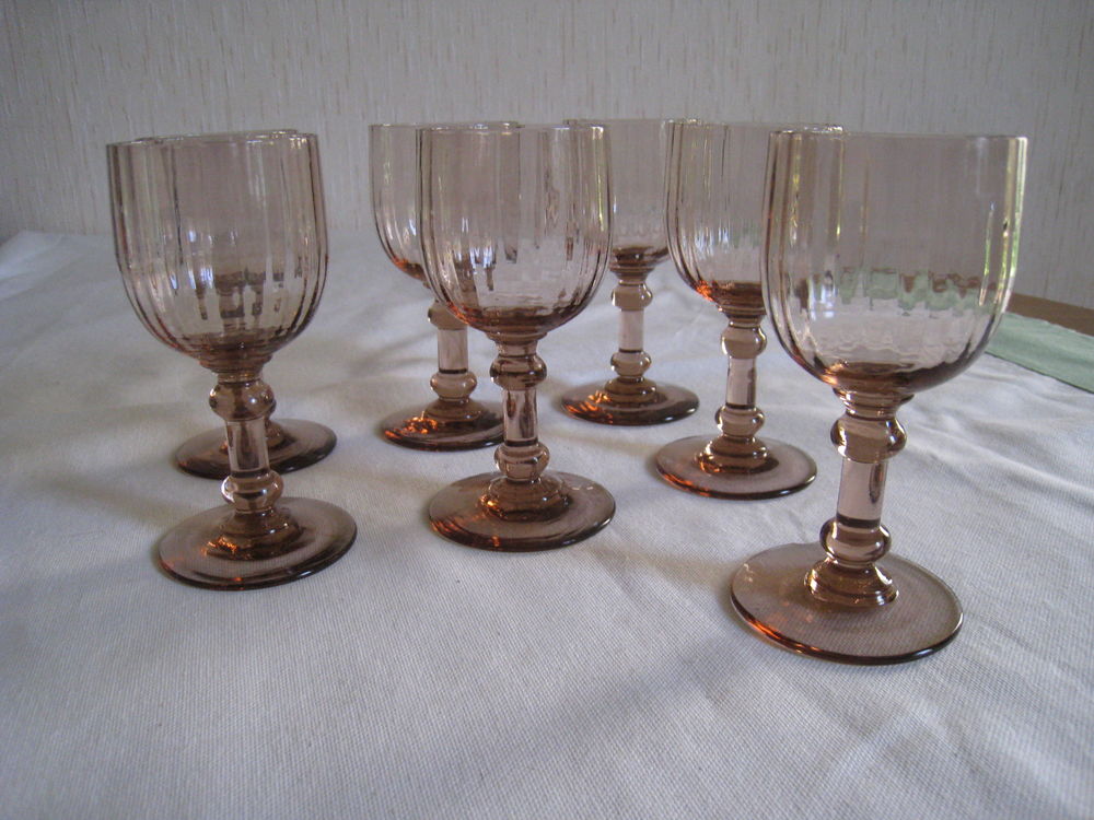 7 verres &agrave; porto anciens stri&eacute;s Cuisine