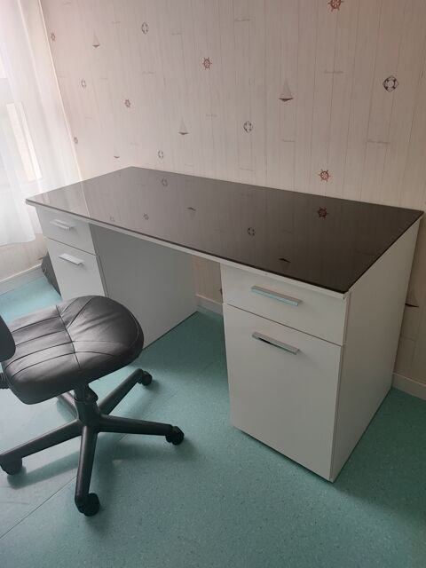 Beau bureau 100 Besanon (25)