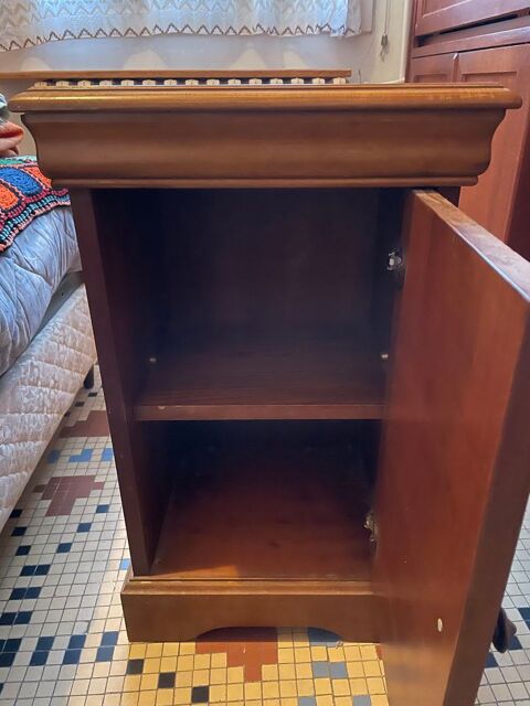 Deux tables de nuit 25 S�te (34)