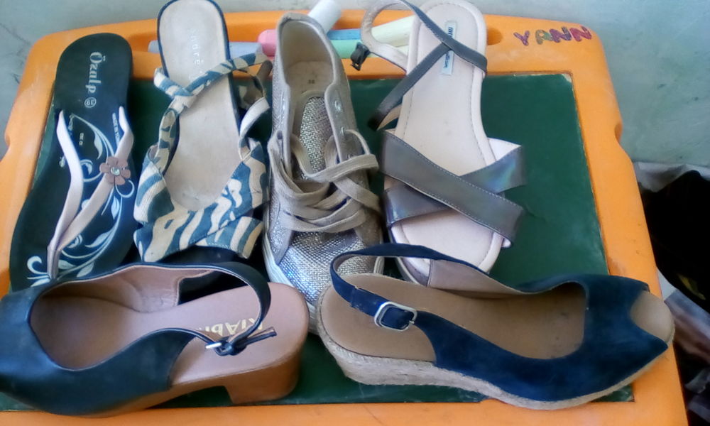 lot de chaussures Chaussures