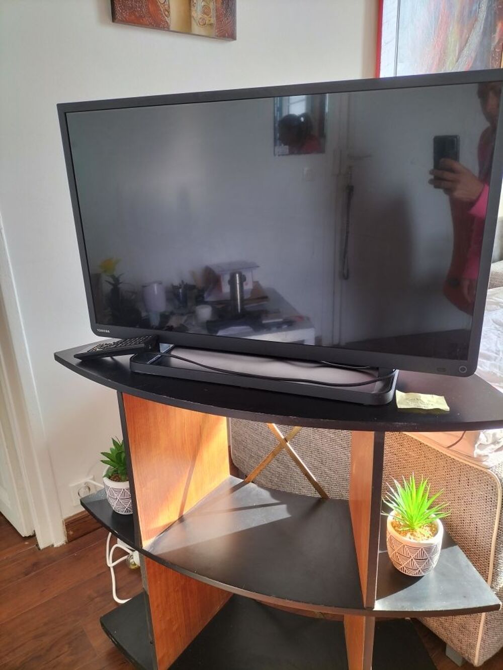 t&eacute;l&eacute;viseur Toshiba 35 pouces 85 cm de diagonale Electroménager